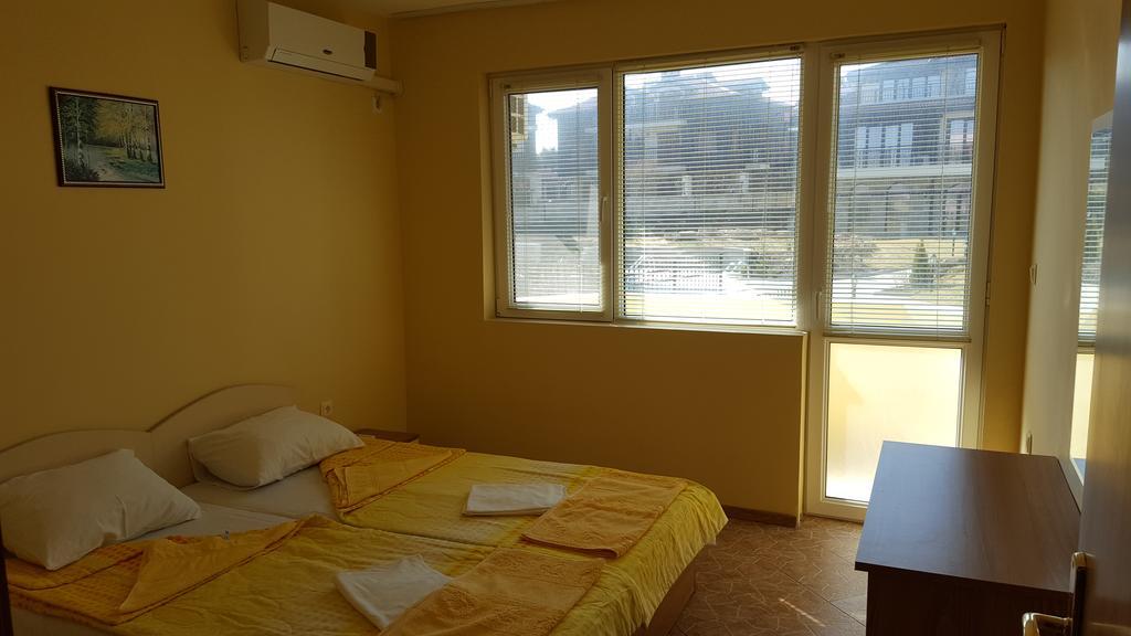 Villa Krisia Apartments Szozopol Kültér fotó