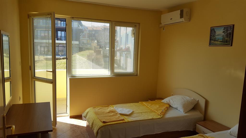 Villa Krisia Apartments Szozopol Kültér fotó